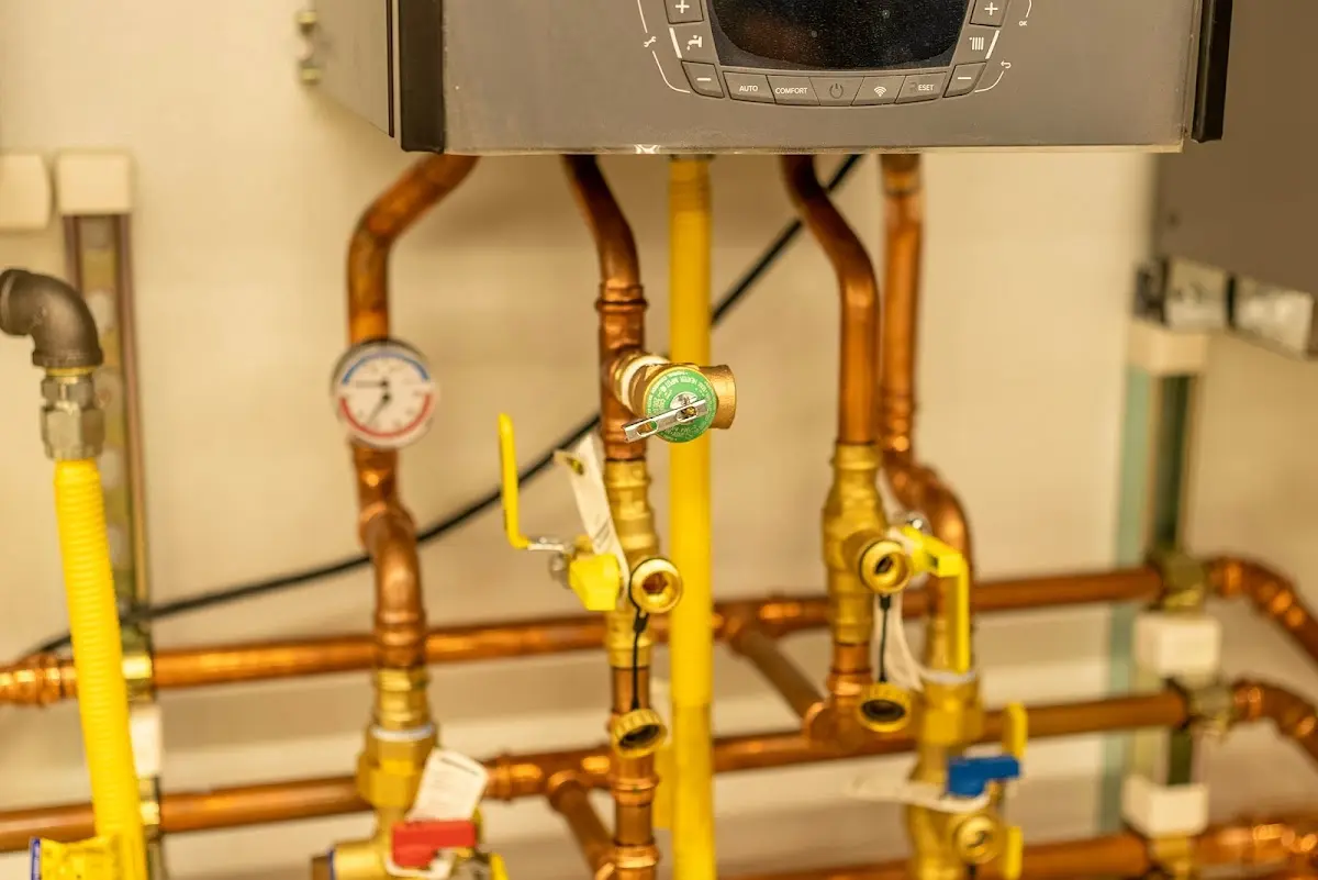 Licensed technician providing Slab Leak Repair for a homeowner in Union Park